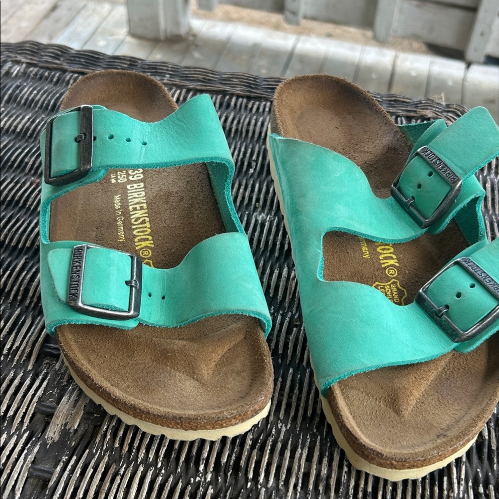 Birkenstock Women’s Arizona Big Buckle Jade Narrow Sandal